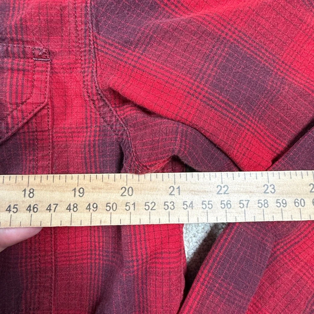 Carhartt Mens Relaxed Fit Plaid Flannel Button Down Shirt Red Black Size M 1957